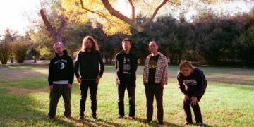 Ty Segall con “Chrome” conferma il suo amore per un rock solido, ruvido, sporco, lo-fi e garage