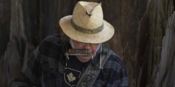 Con “Second Song”, Neil Young restituisce un altro disco tanto “onesto”  quanto “sincero”  