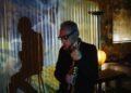 “Music Is Invisible”: l’ultima esibizione dal vivo di Jon Hassell appare chiara e ben visibile. Ascolta