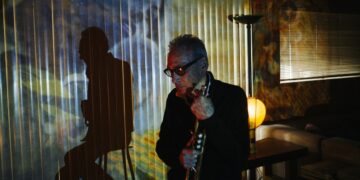 “Music Is Invisible”: l’ultima esibizione dal vivo di Jon Hassell appare chiara e ben visibile. Ascolta