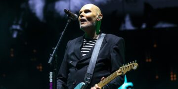 Smashing Pumpkins, “Black Stars” segna il ritorno di Butch Vig: ascolta il nuovo brano dalla colonna sonora di “Hunger Games”