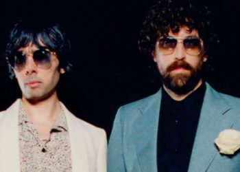 I Justice firmano la colonna sonora di “GTA 6”: il duo elettronico francese mette Vice City in un sintetizzatore