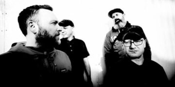 Mogwai e Iggy Pop insieme in “Underground” con il singolo “Happy Tears”. Ascolta